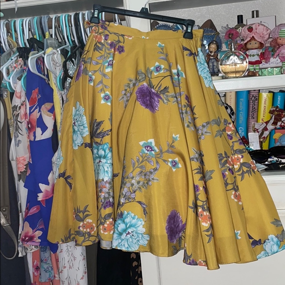 Bea Dot by ModCloth skirt size S